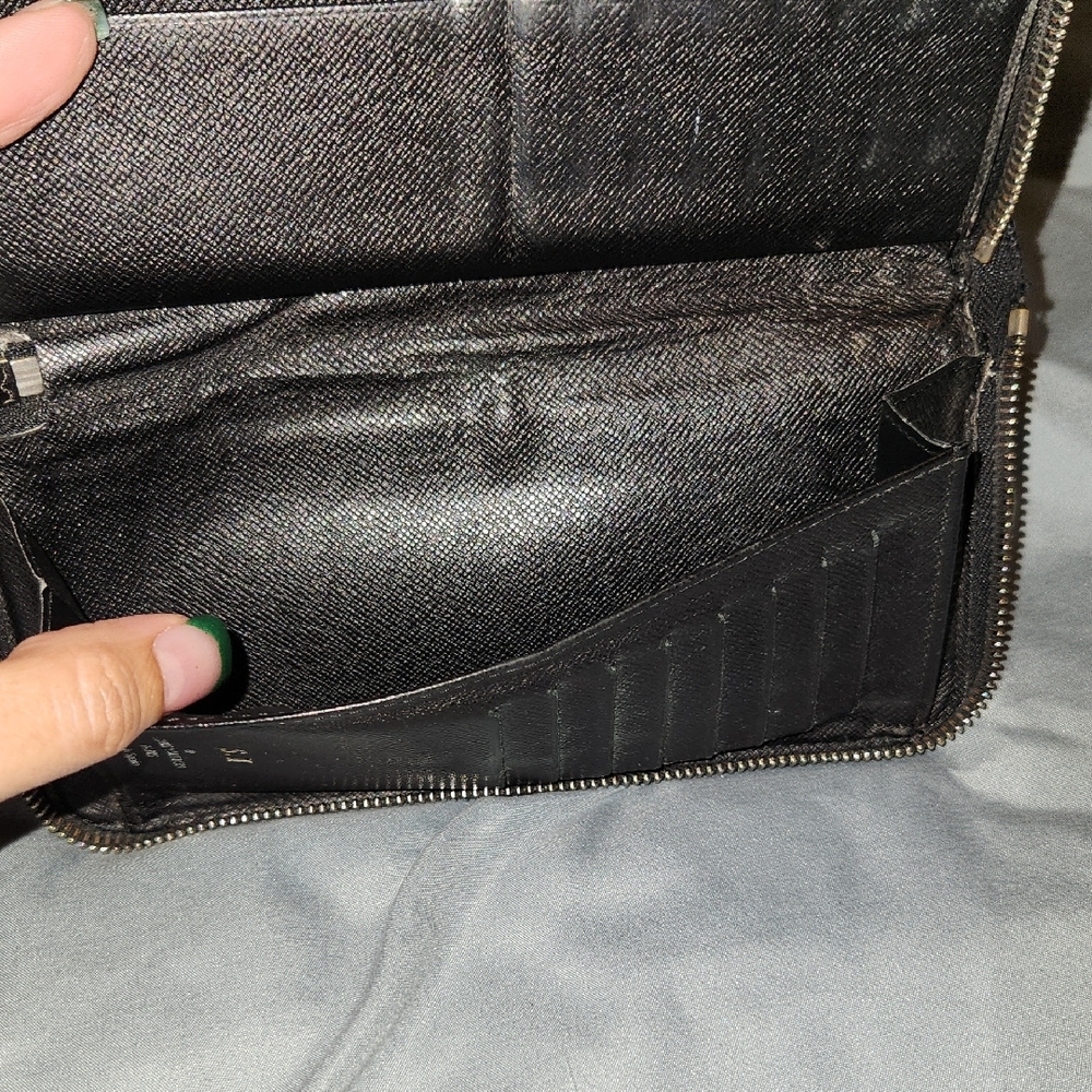 Louis Vuitton Black Checkered Wallet - Picture 7 of 10